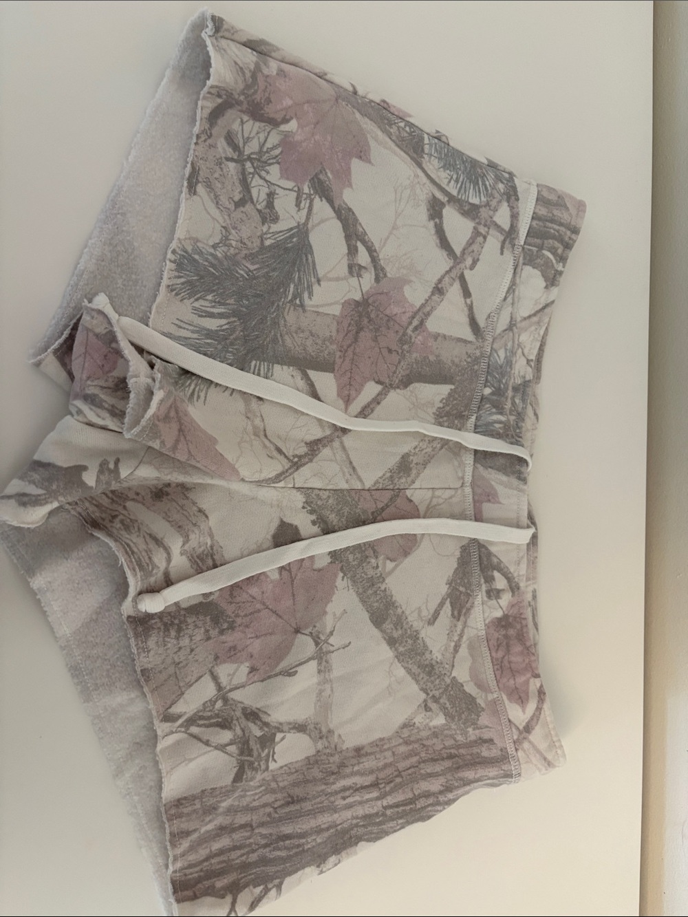 Hollister Pink & Gray Camo Leaf Athletic Shorts